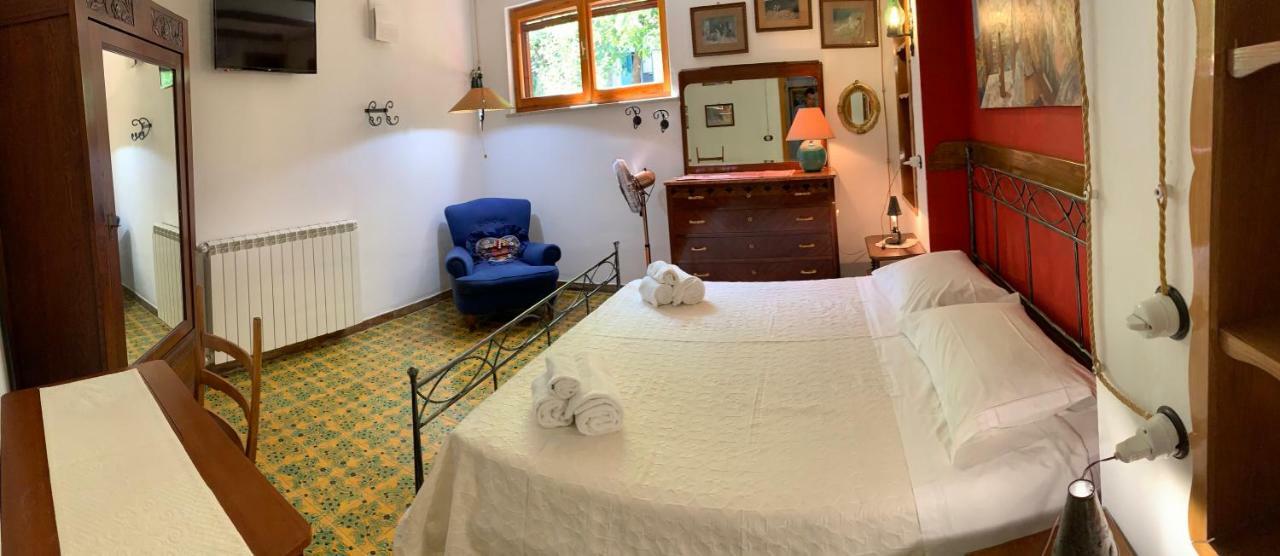 B&B La Baita Aritzo Luaran gambar